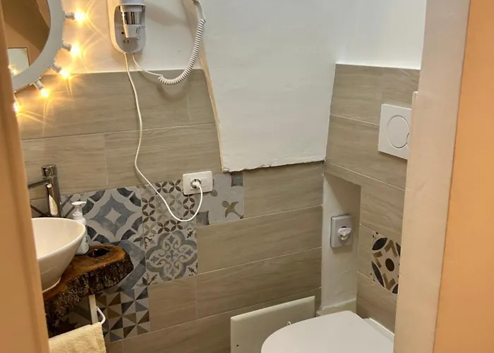 Salento Nonni לינה וארוחת בוקר 3*